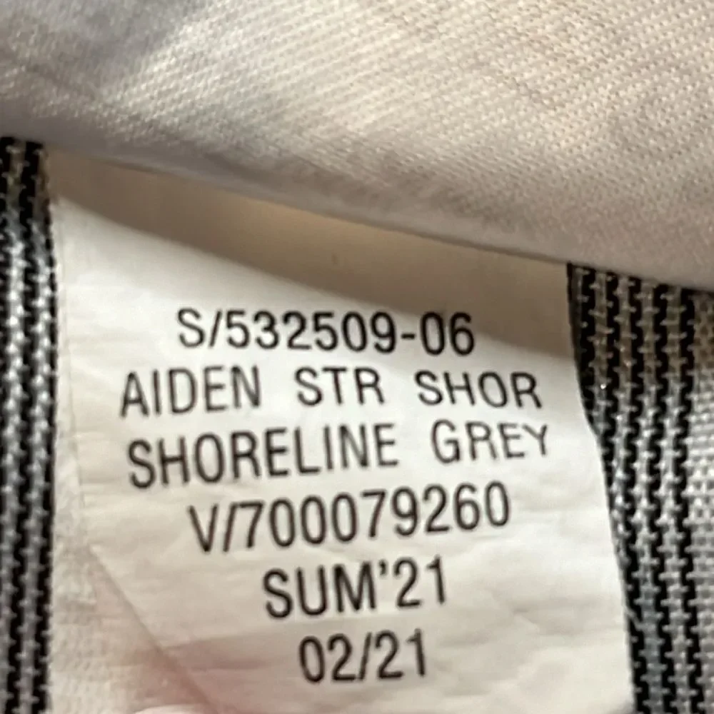 Banana Republic Aiden Short Size 33 Shoreline Gray